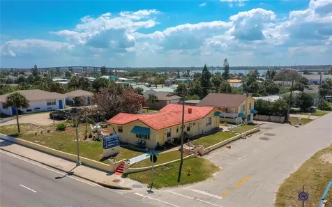 3226 S Atlantic Avenue Daytona Beach FL 32118