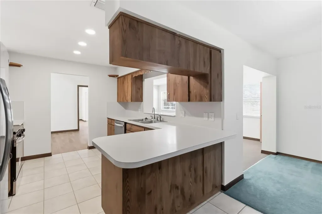 2106 Peach Tree Boulevard St Cloud FL 34769