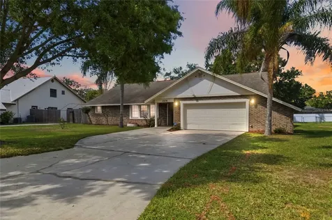 2106 Peach Tree Boulevard St Cloud FL 34769