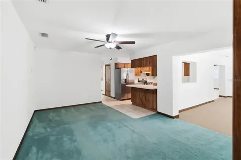 2106 Peach Tree Boulevard St Cloud FL 34769