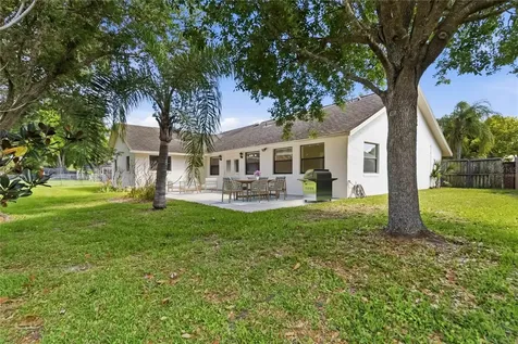 2106 Peach Tree Boulevard St Cloud FL 34769