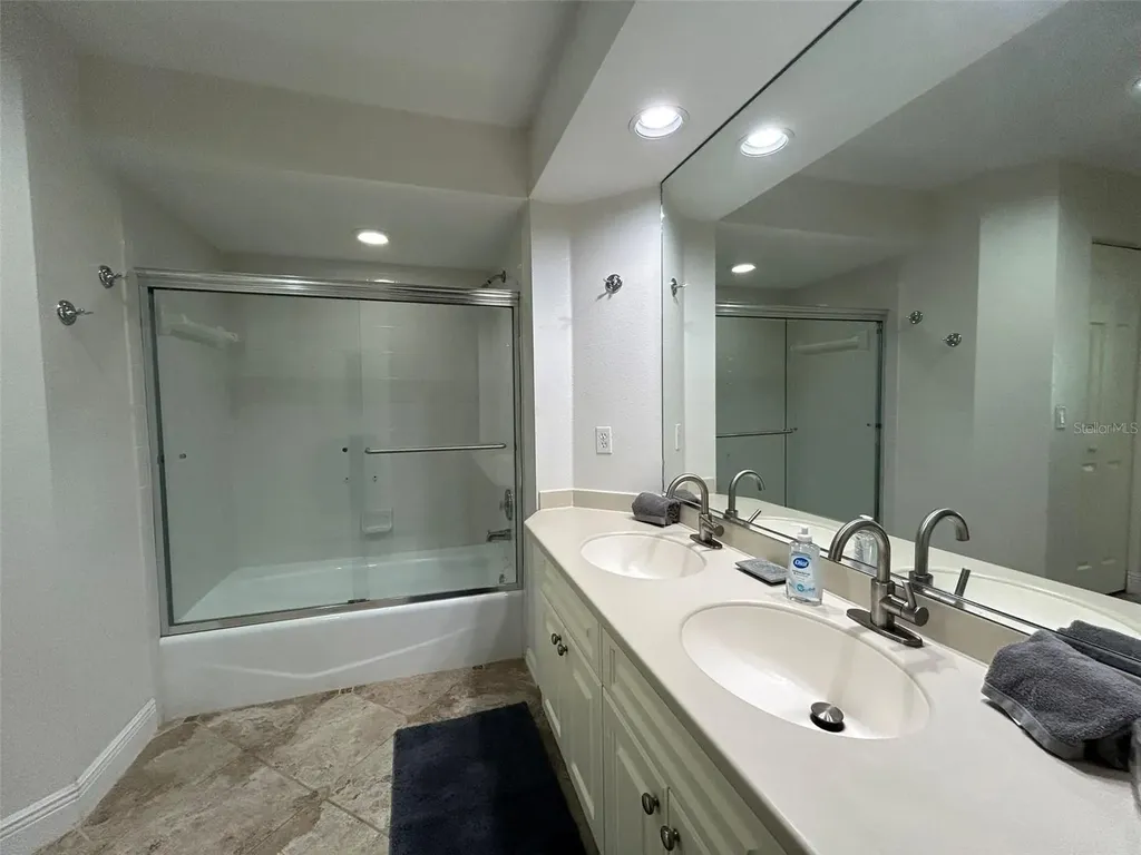 3604 54th Drive W Bradenton FL 34210