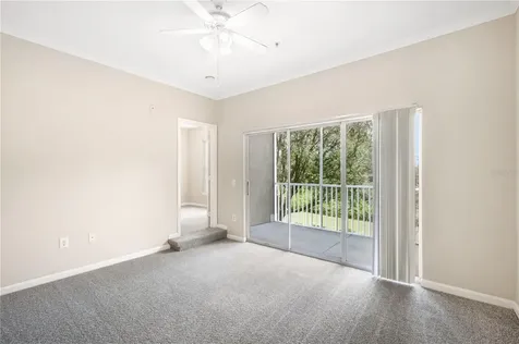 9301 Crescent Loop Circle Tampa FL 33619
