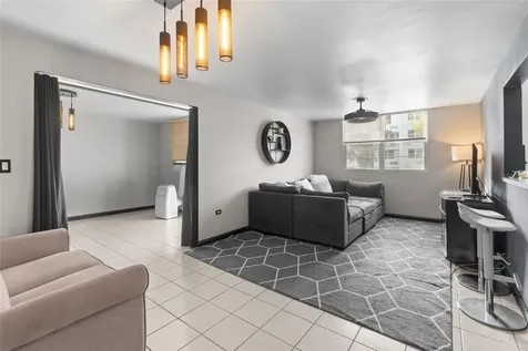 330 Residences At Escorial Carolina PR 00987