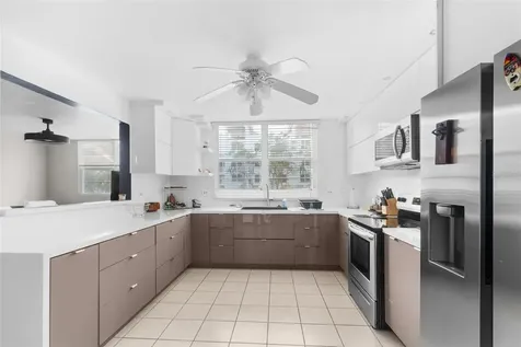 330 Residences At Escorial Carolina PR 00987