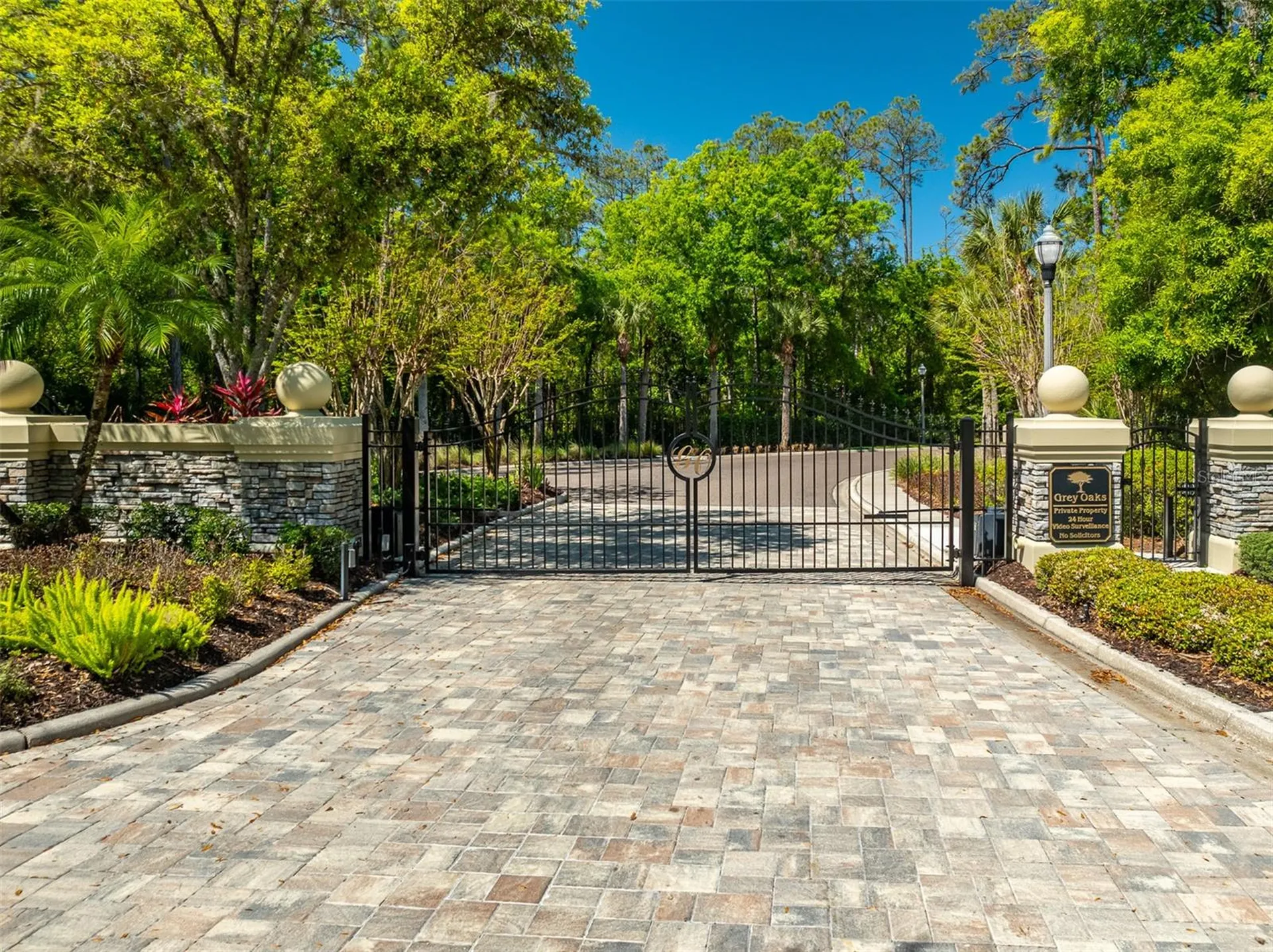 2867 Deer Run Tarpon Springs FL 34688