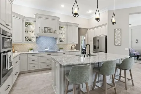 2867 Deer Run Tarpon Springs FL 34688