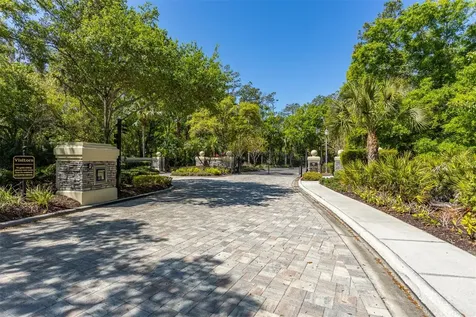 2867 Deer Run Tarpon Springs FL 34688