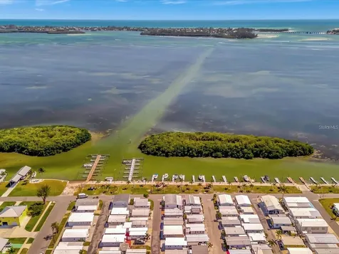 4511 106th Street W Bradenton FL 34210