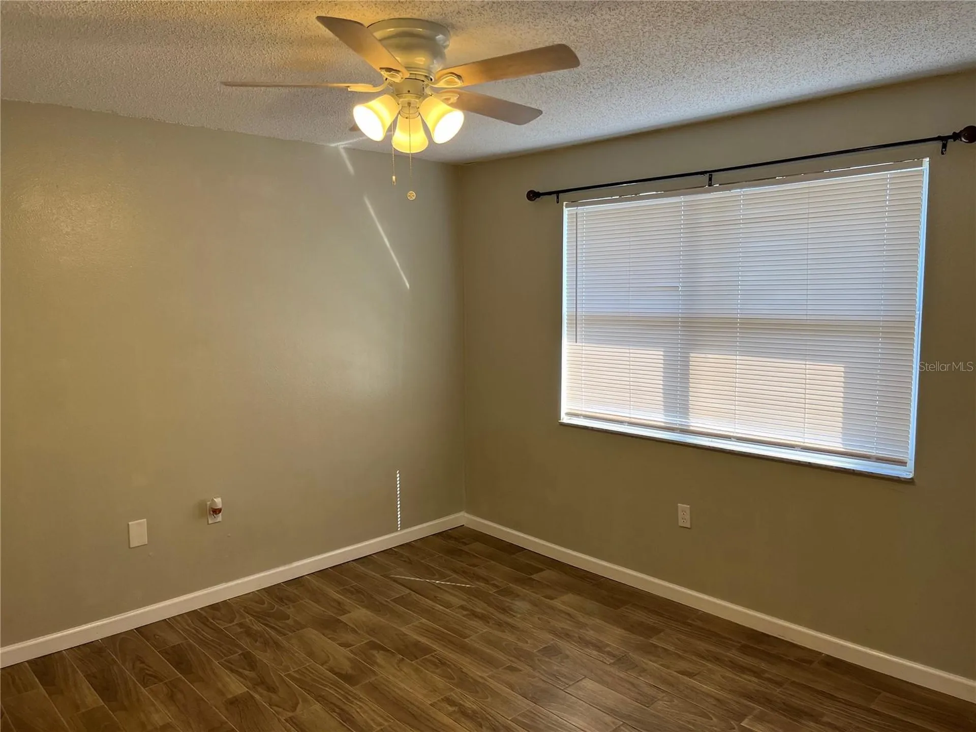 5052 Terrace Club Lane Tampa FL 33617