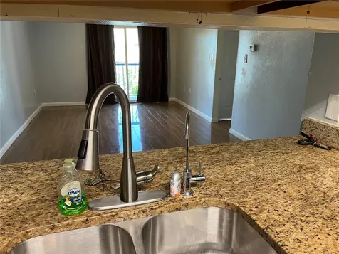 5052 Terrace Club Lane Tampa FL 33617
