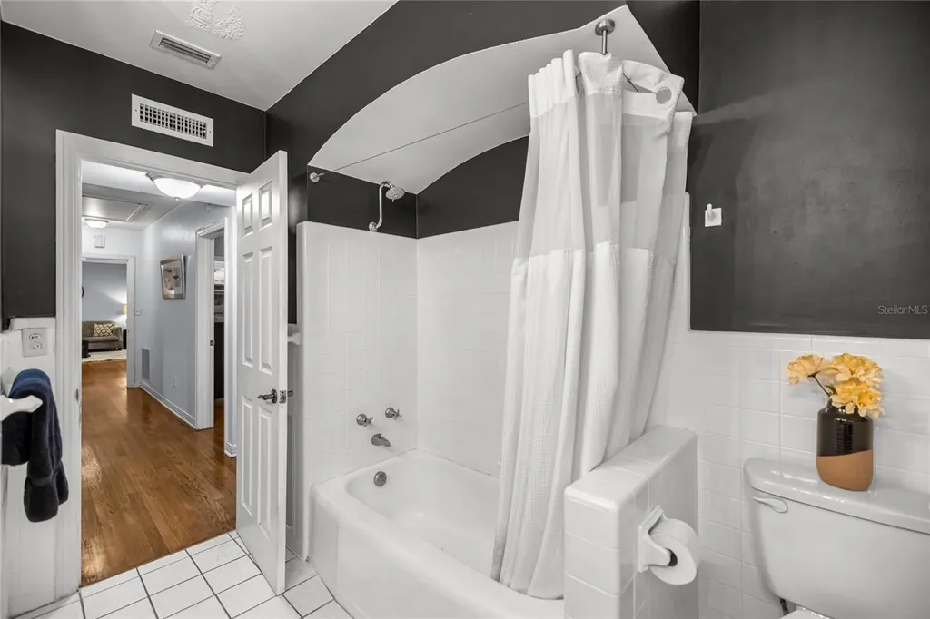 732 NE 12th Terrace Ocala FL 34470