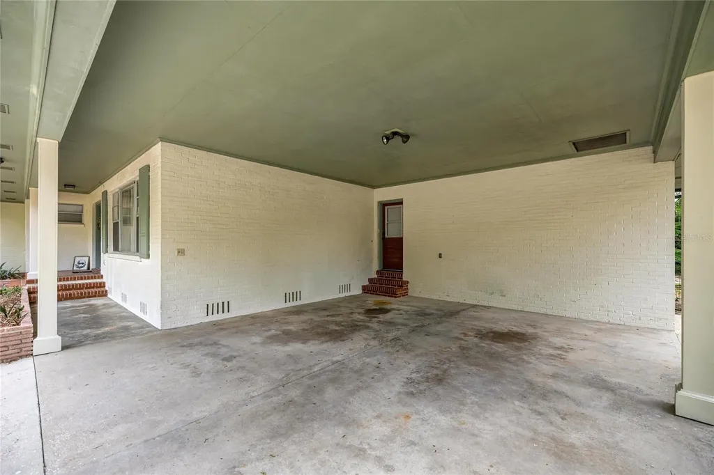732 NE 12th Terrace Ocala FL 34470