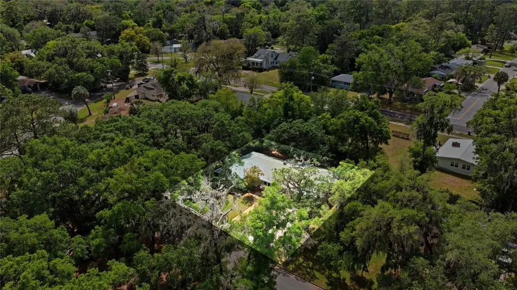 732 NE 12th Terrace Ocala FL 34470