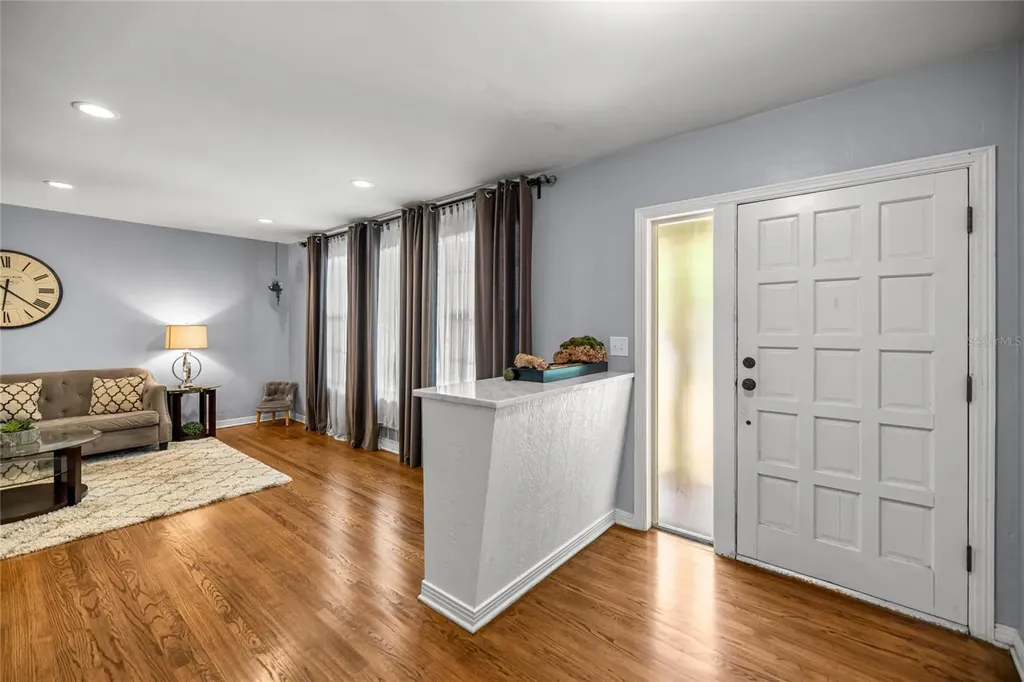 732 NE 12th Terrace Ocala FL 34470
