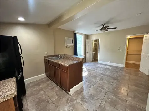 727 Dartmoor Street N St Petersburg FL 33701