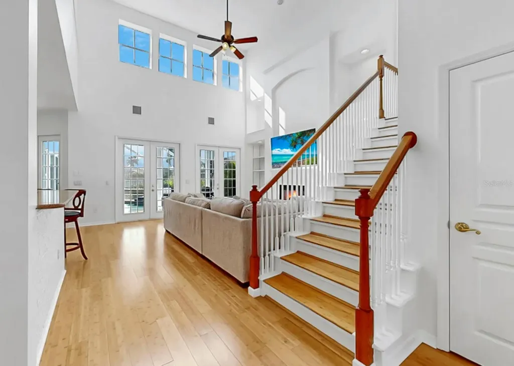 435 Islebay Drive Apollo Beach FL 33572