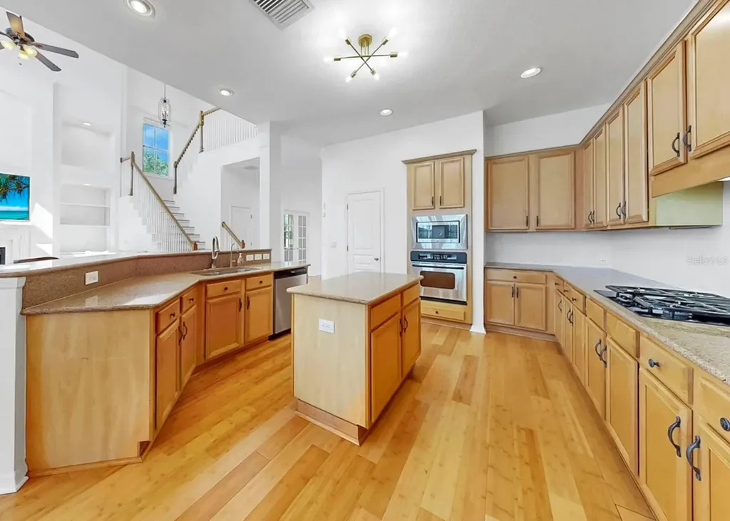 435 Islebay Drive Apollo Beach FL 33572