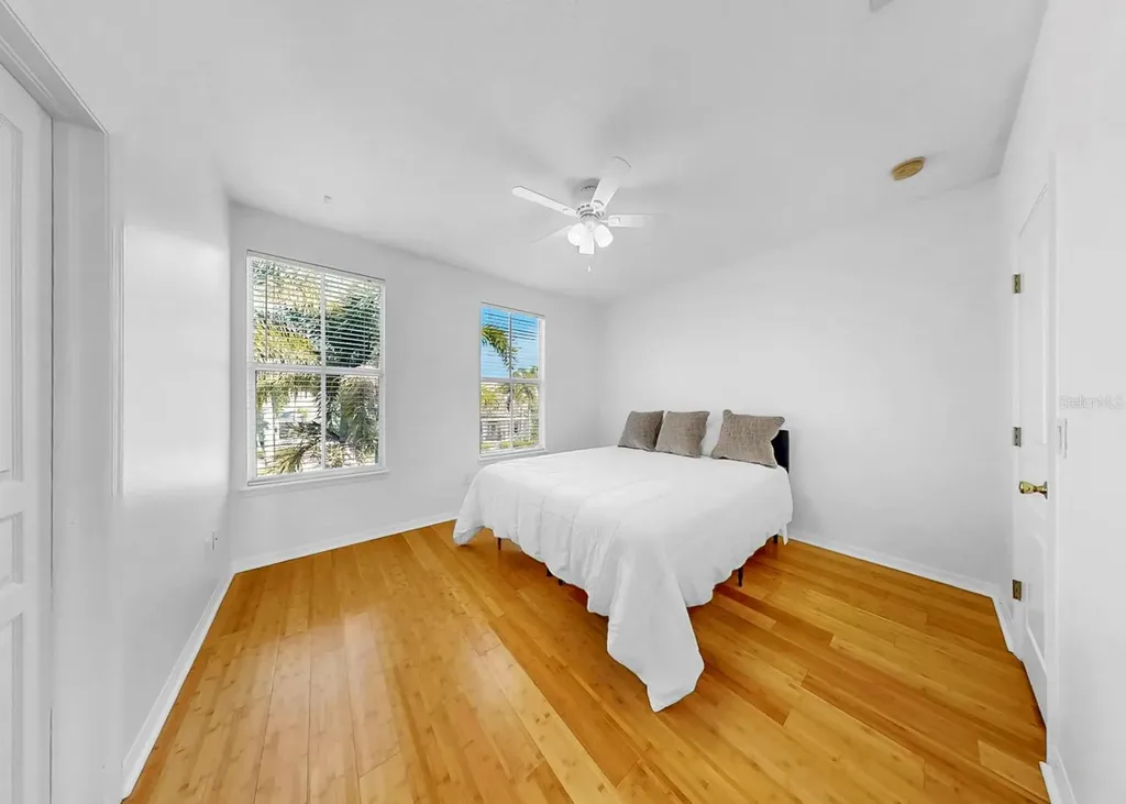 435 Islebay Drive Apollo Beach FL 33572