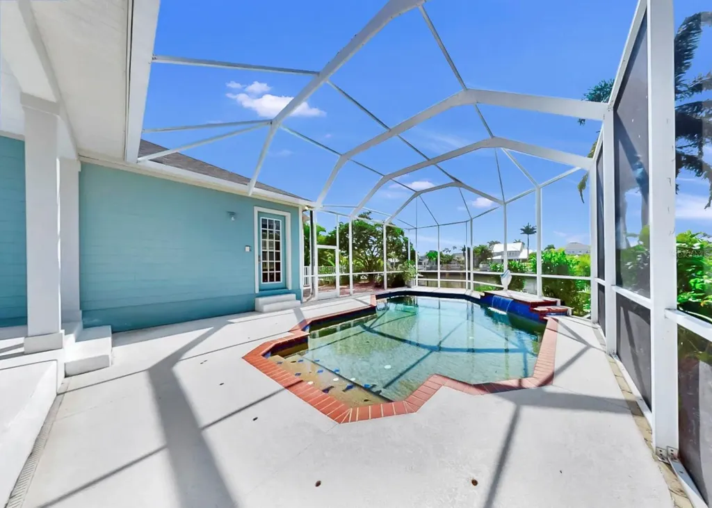 435 Islebay Drive Apollo Beach FL 33572