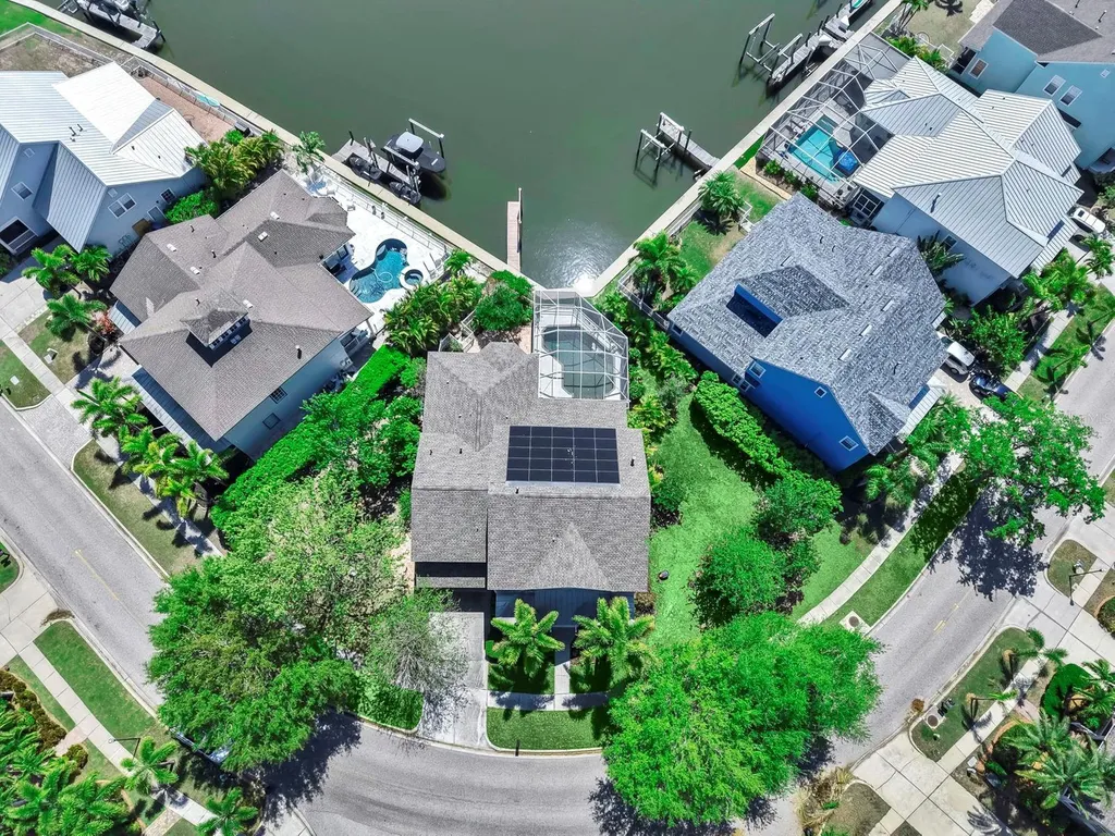 435 Islebay Drive Apollo Beach FL 33572