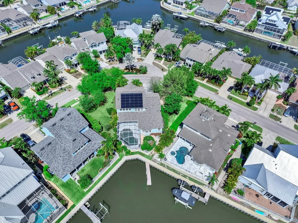 435 Islebay Drive Apollo Beach FL 33572