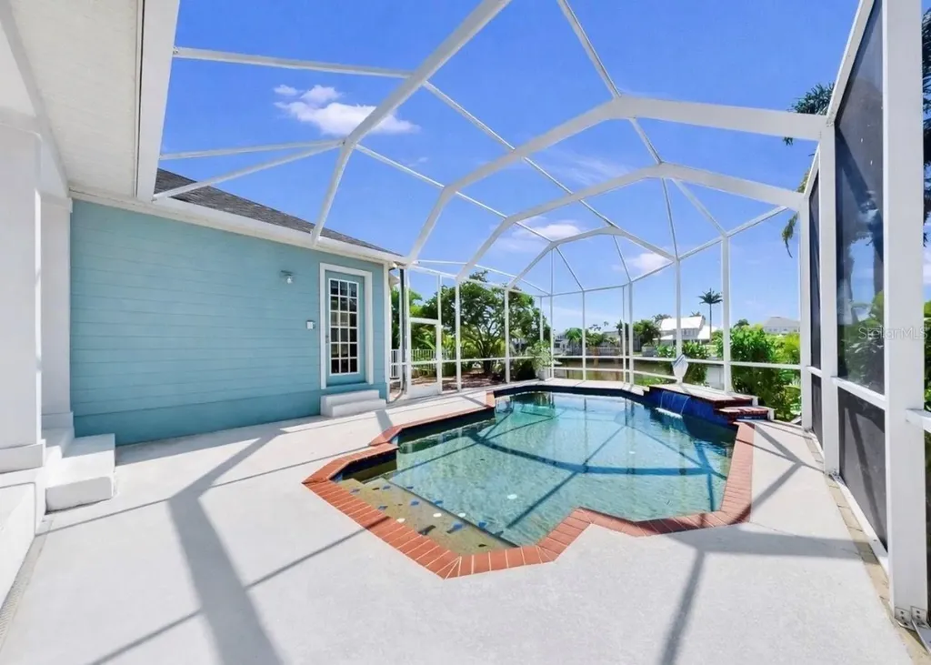 435 Islebay Drive Apollo Beach FL 33572