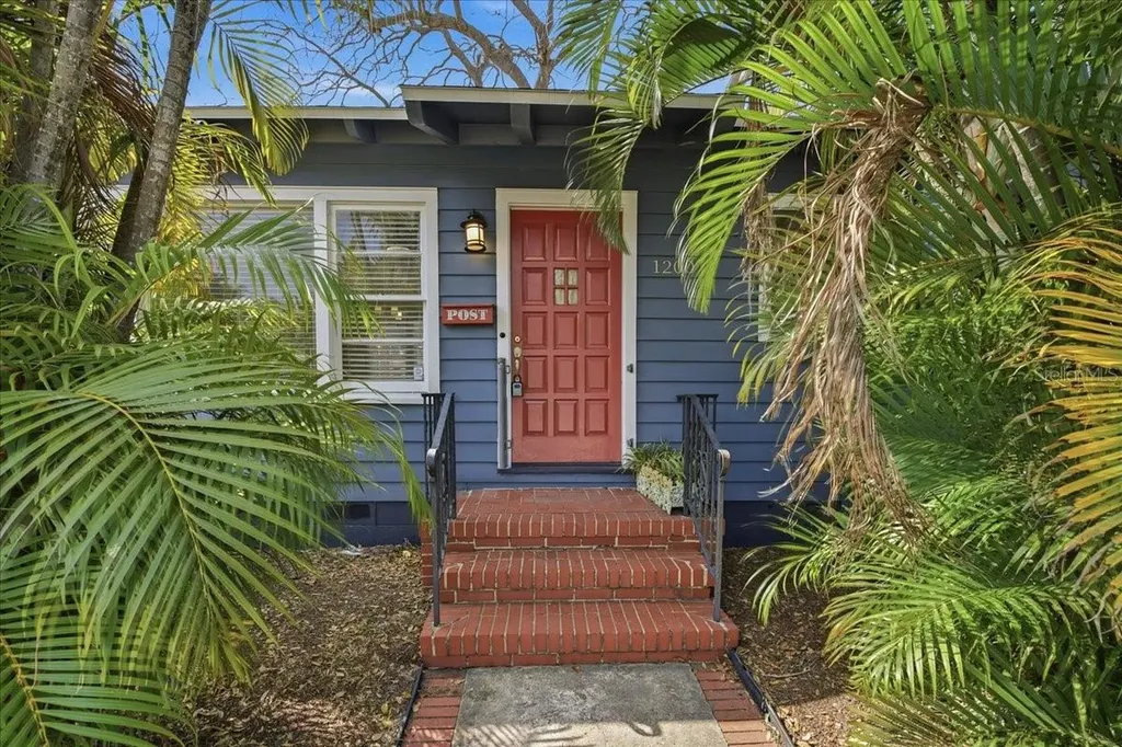 1200 22nd Avenue N St Petersburg FL 33704