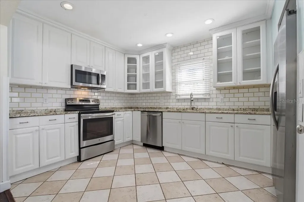 1200 22nd Avenue N St Petersburg FL 33704
