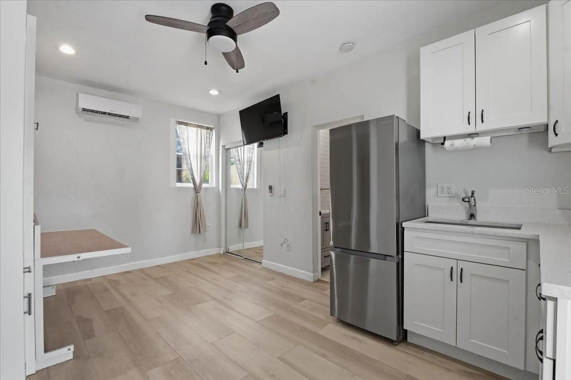 1200 22nd Avenue N St Petersburg FL 33704