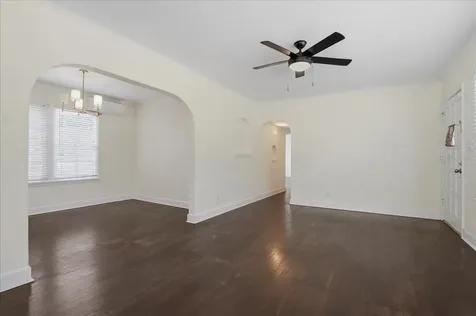 1200 22nd Avenue N St Petersburg FL 33704