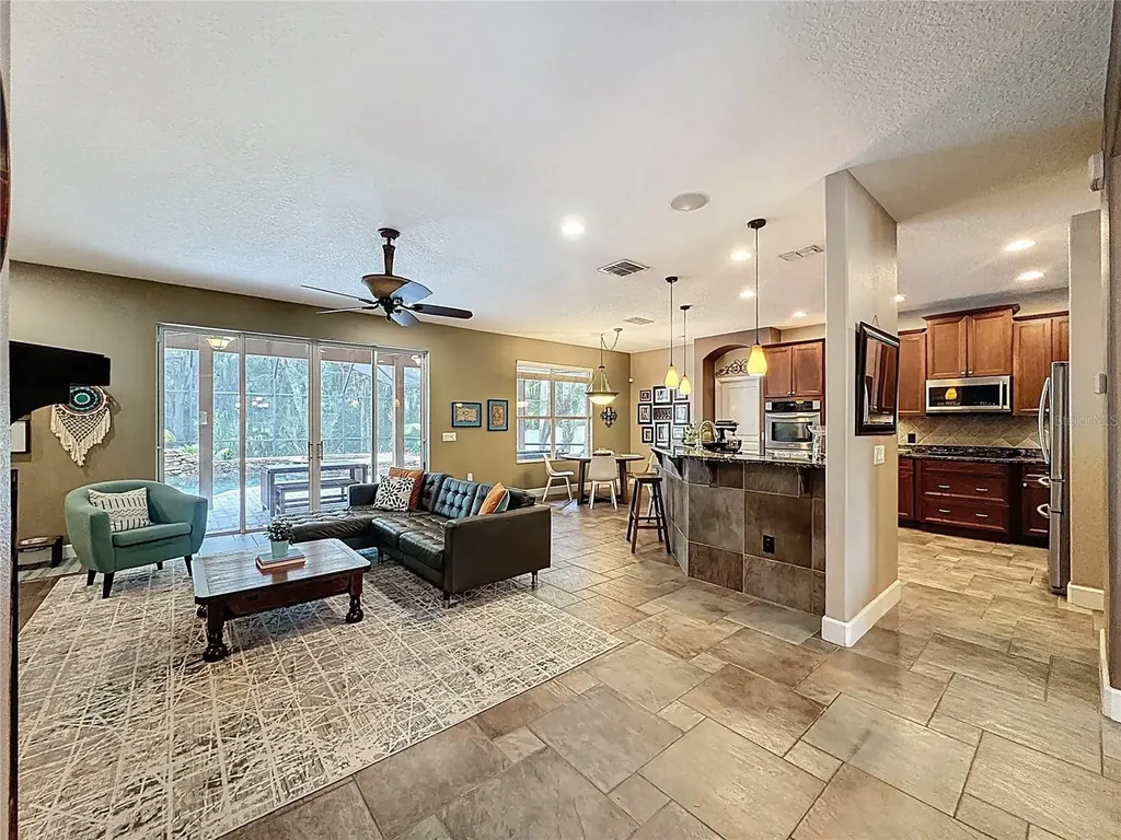 807 Dakota Prairie Court Oviedo FL 32765
