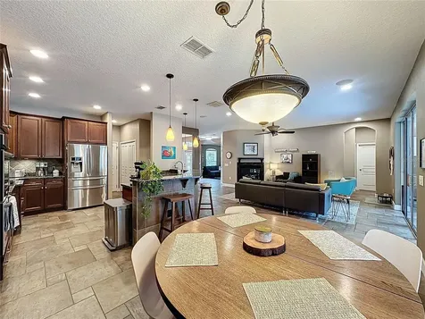 807 Dakota Prairie Court Oviedo FL 32765