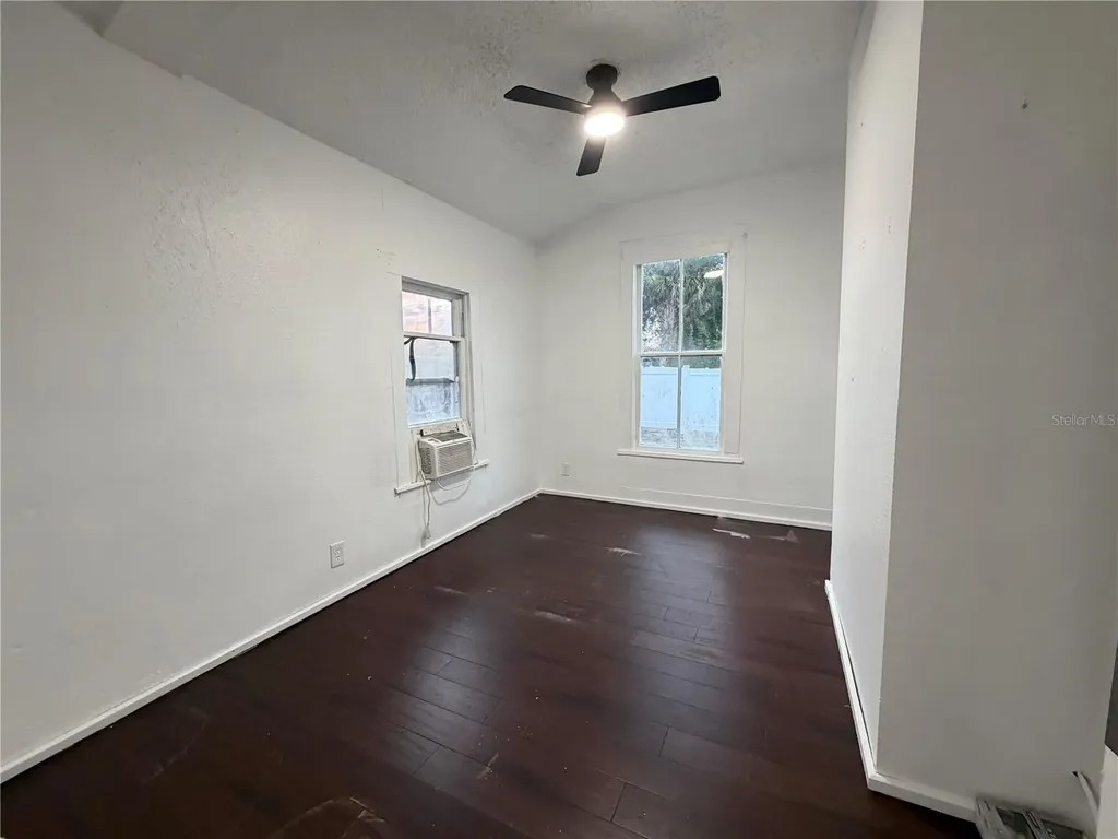 324 N Orange Street New Smyrna Beach FL 32168