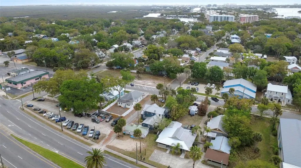 324 N Orange Street New Smyrna Beach FL 32168