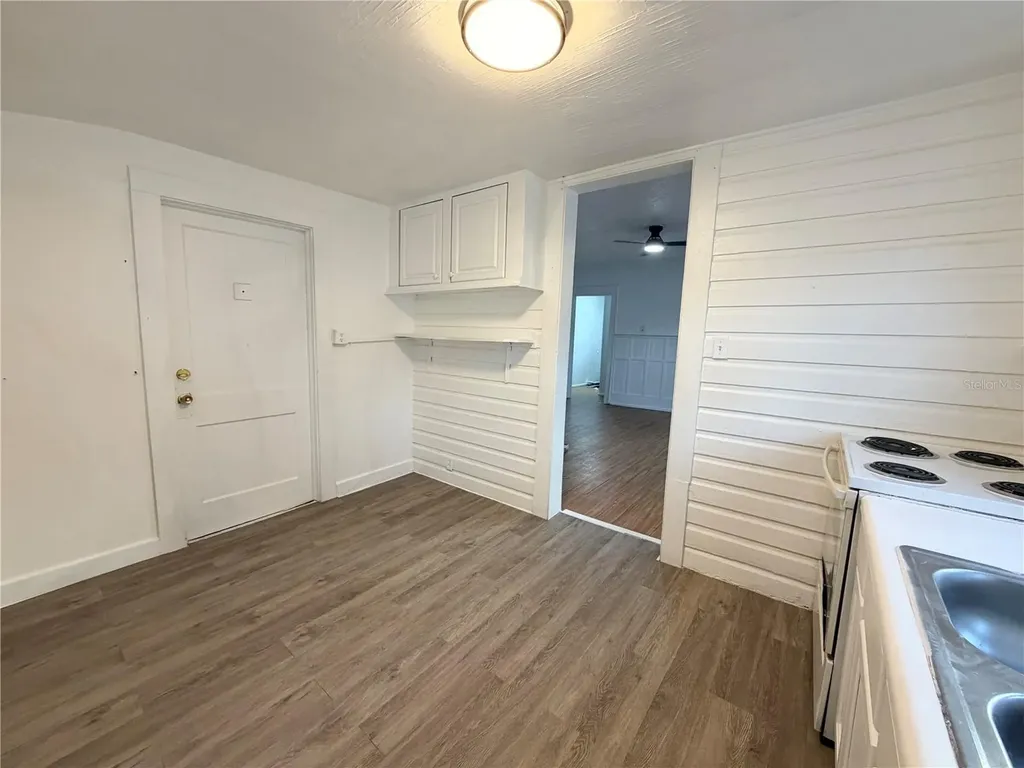 324 N Orange Street New Smyrna Beach FL 32168