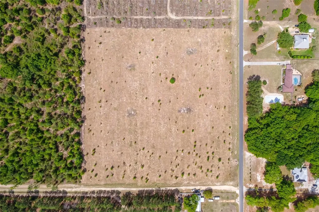 SE 170th Avenue Weirsdale FL 32195