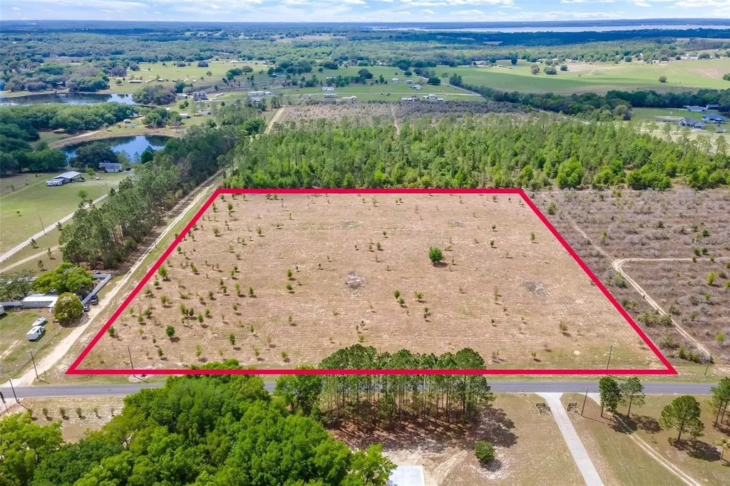 SE 170th Avenue Weirsdale FL 32195
