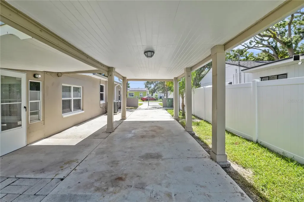 9314 N Ashley Street Tampa FL 33612