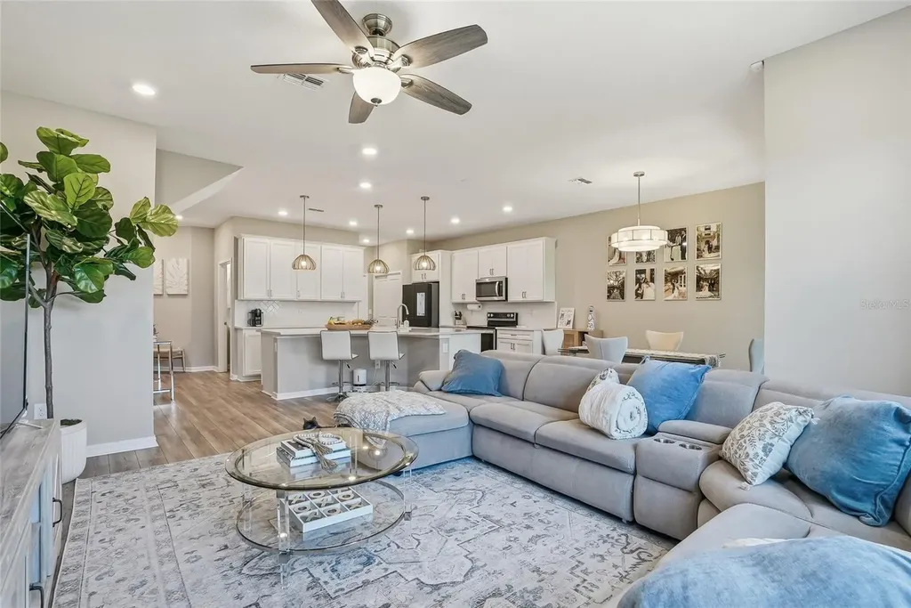11231 Beach Walk Way NE St Petersburg FL 33716
