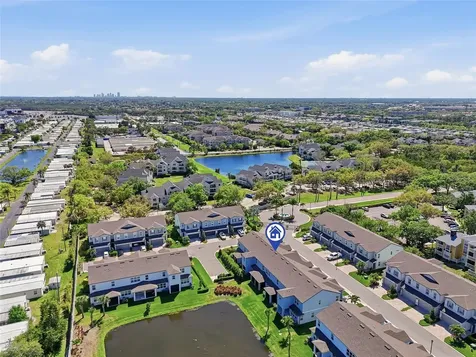 11231 Beach Walk Way NE St Petersburg FL 33716