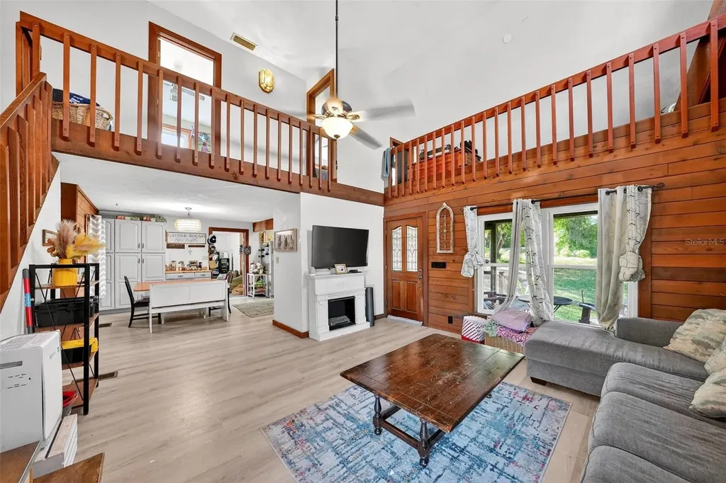 150 Catalina Drive Debary FL 32713