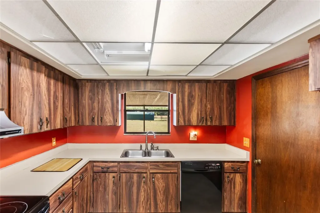 13296 SW County Road 231 Brooker FL 32622