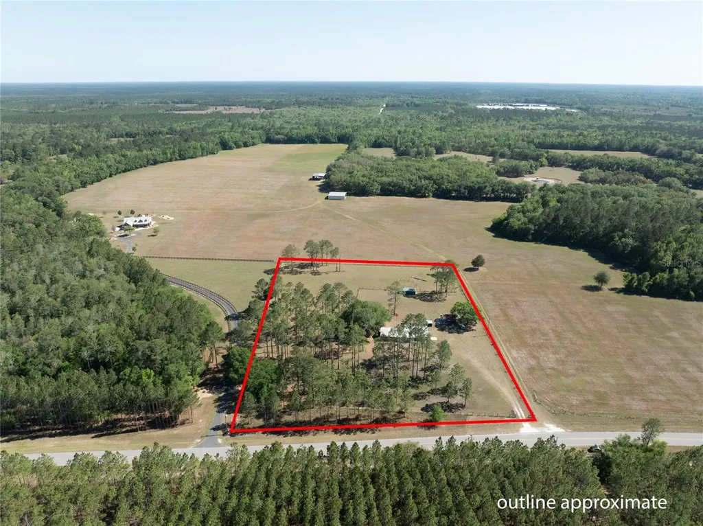 13296 SW County Road 231 Brooker FL 32622