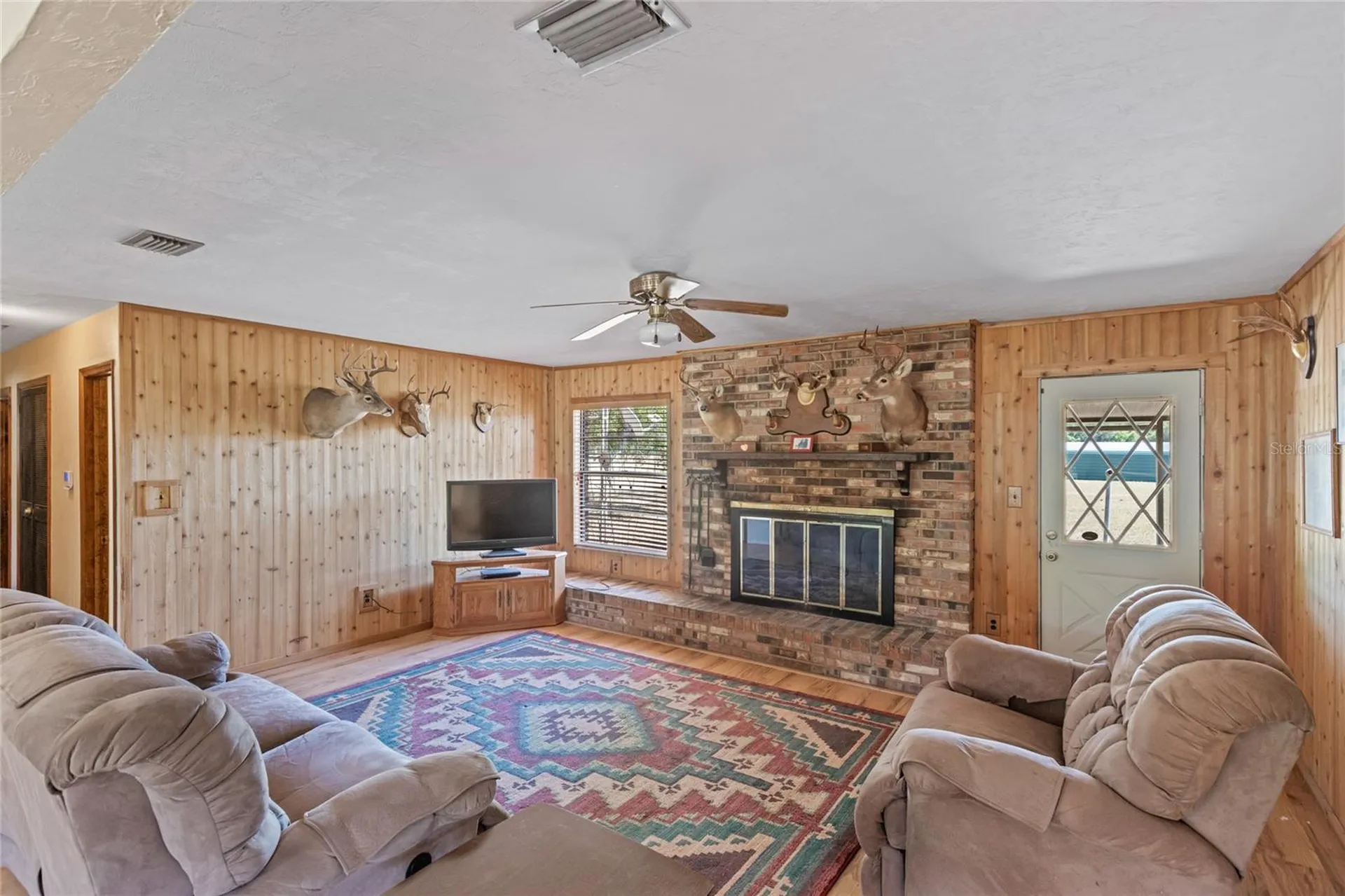 13296 SW County Road 231 Brooker FL 32622