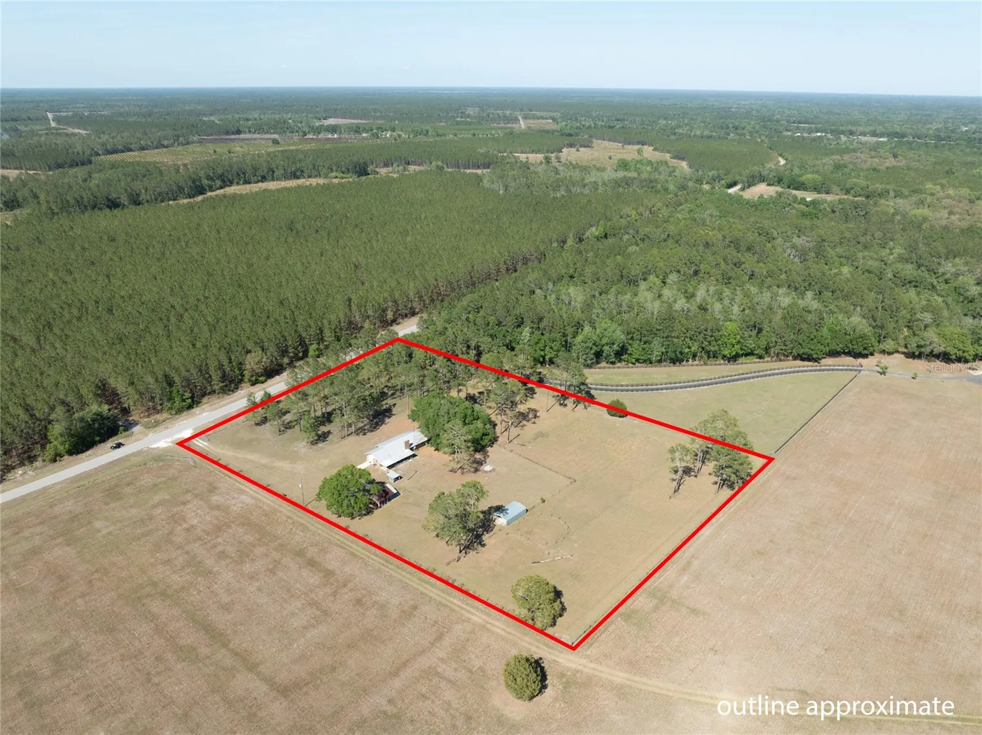 13296 SW County Road 231 Brooker FL 32622