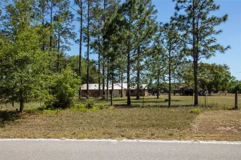 13296 SW County Road 231 Brooker FL 32622