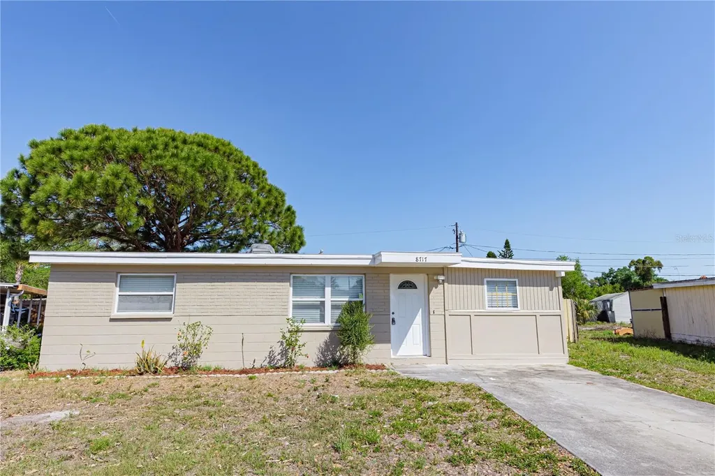 8717 91st Terrace Seminole FL 33777