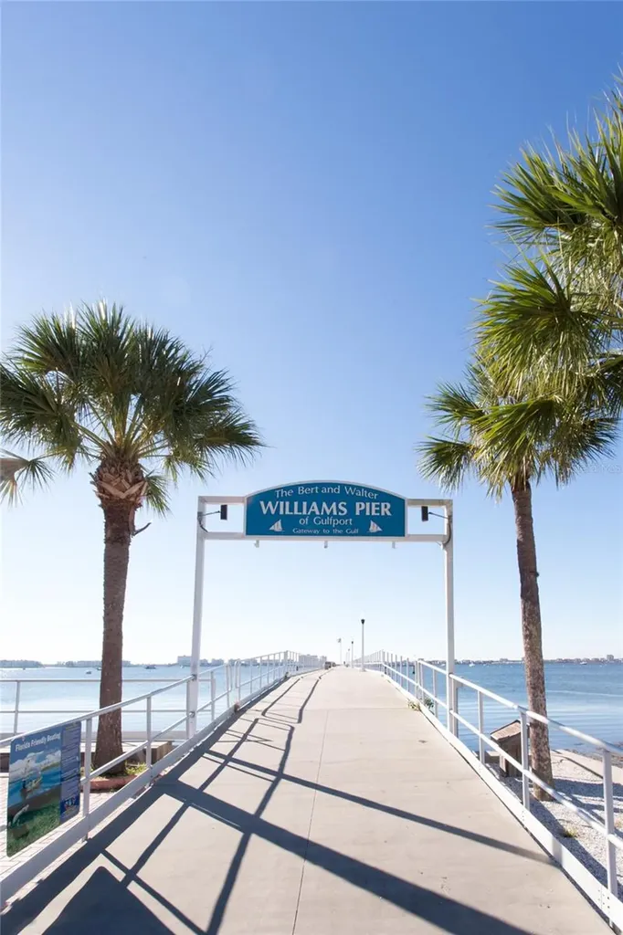 5514 16th Avenue S Gulfport FL 33707