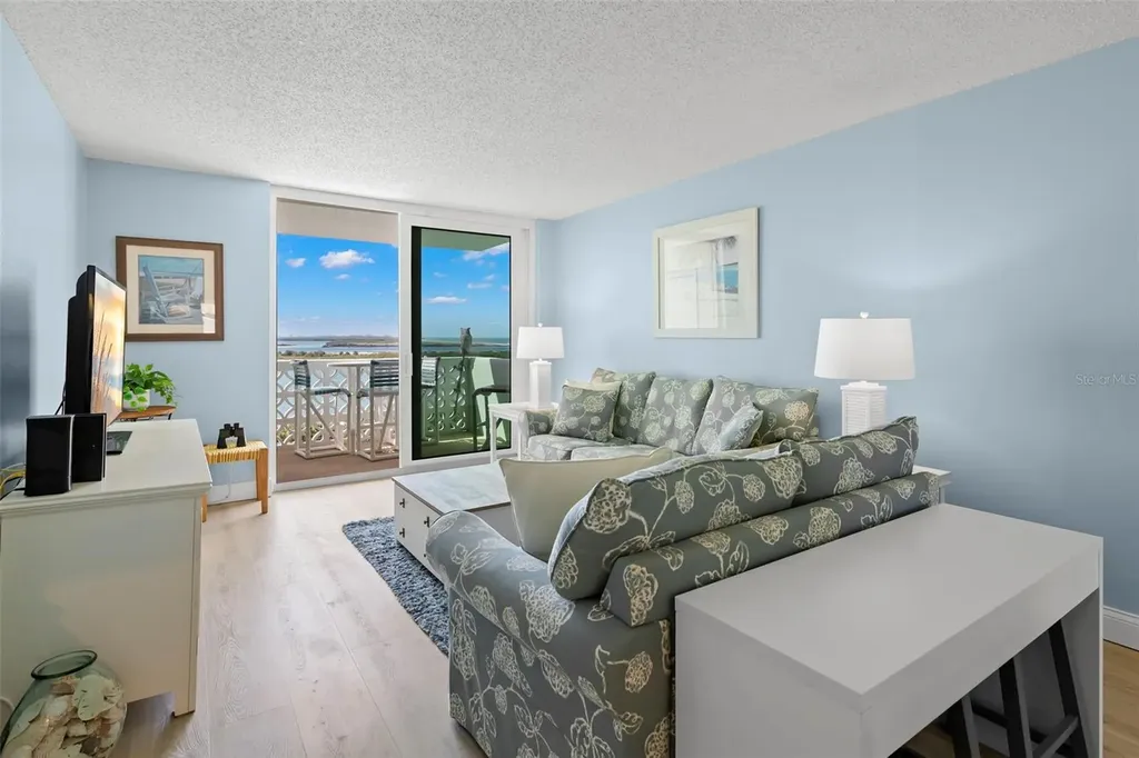 9 Forbes Place Dunedin FL 34698